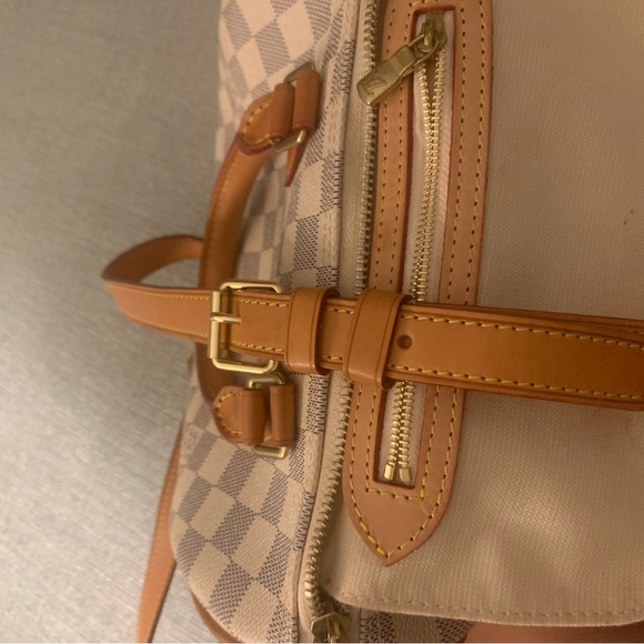 White leather bag. High quality not Louis Vuitton. - Picture 11 of 12